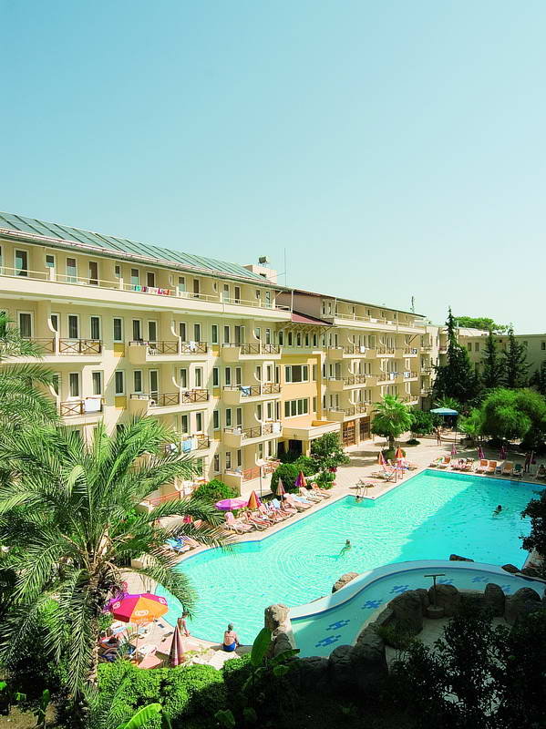 CLUB HOTEL BELPINAR